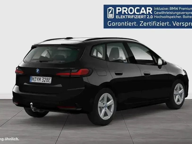 Gebraucht BMW 230e Active Tourer Luxury Line 326 PS (239 kW) 2025 Schwarz Van / Kleinbus