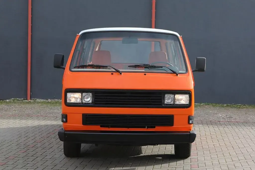 Second-hand VW T3 69 CP (50 kW) 1991 Portocaliu Van