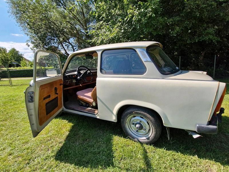 Gebraucht Trabant 601 26 PS (19 kW) 1988 Weiß Limousine