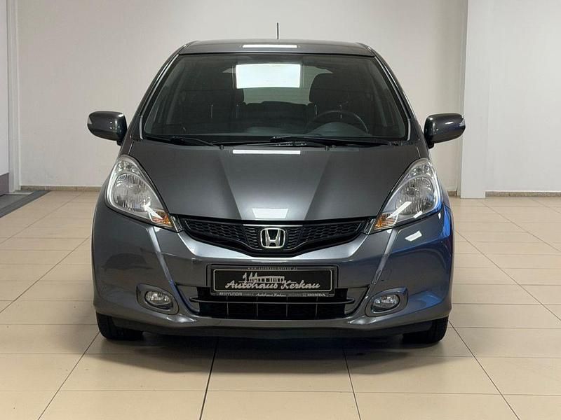 Gebraucht Honda Jazz Comfort Plus 99 PS (72 kW) 2014 Silber Kleinwagen