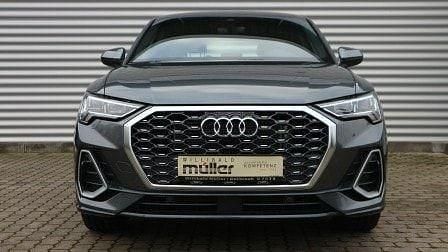 Gebraucht Audi Q3 Sportback S-Line 150 PS (110 kW) 2025 Grau SUV