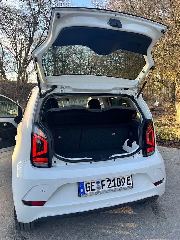 Gebraucht VW e-up! Edition 61 kW (83 PS) 2023 Weiß Kleinwagen