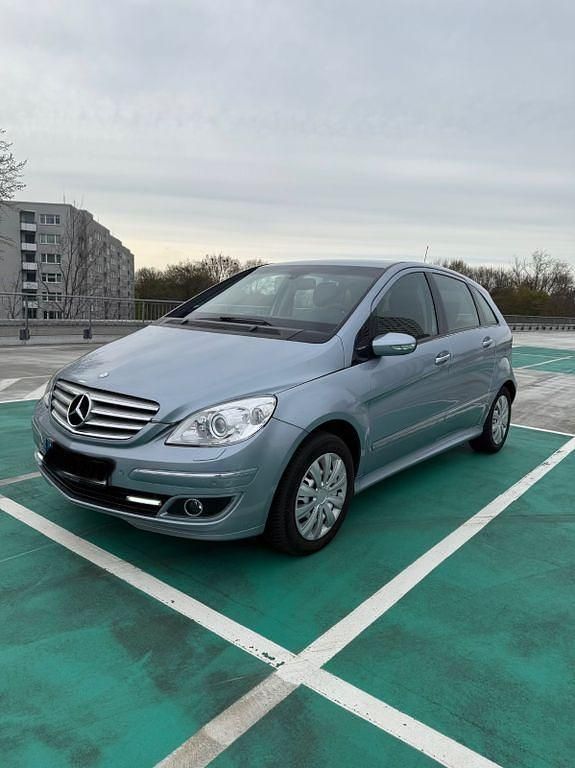 Gebraucht Mercedes B170 116 PS (85 kW) 2007 Blau Van / Kleinbus