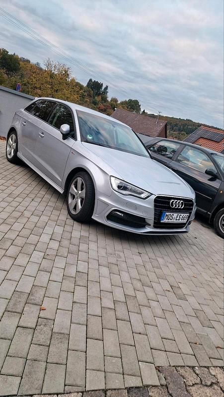 Silber Gebraucht 2016 Audi A3 S-Line Limousine | 12.100 € (Superpreis) - Bild 1/4