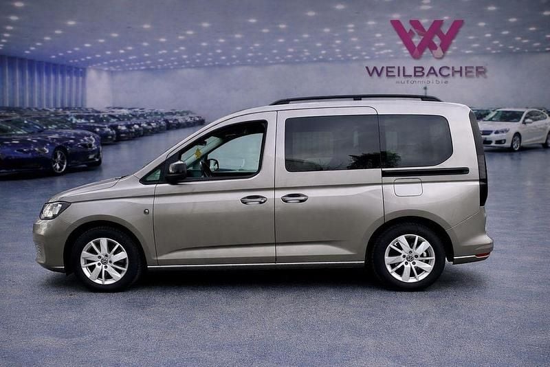 Second-hand VW Caddy Life 122 CP (89 kW) 2022 Bej Monovolum