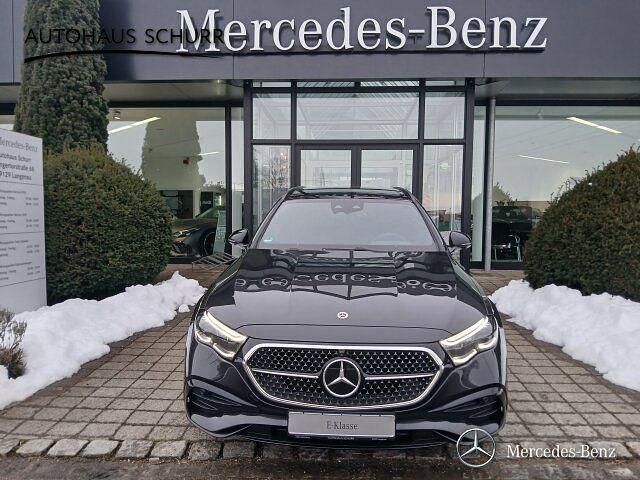 Gebraucht Mercedes E220 Night 197 PS (144 kW) 2026 Grau Limousine