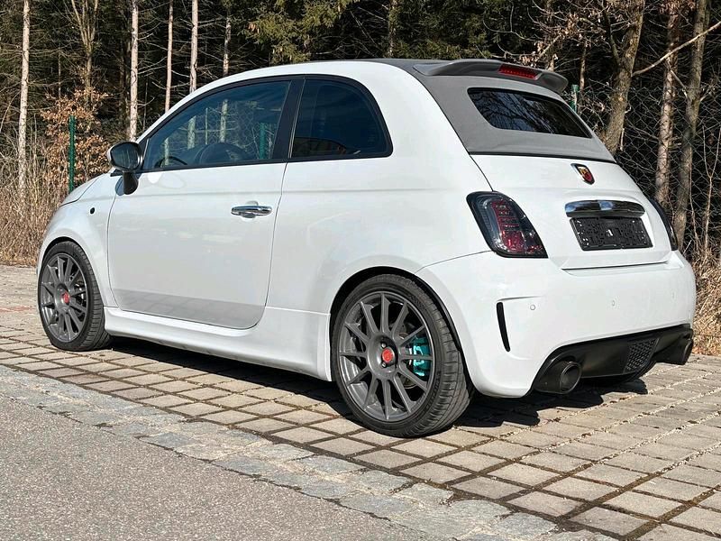 Grau Gebraucht 2010 Fiat 500 Abarth Cabrio | 10.999 € - Bild 1/4