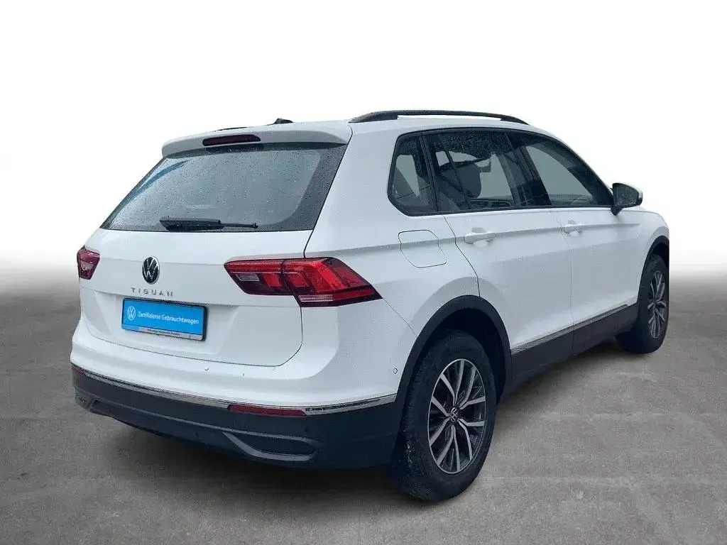 Gebraucht VW Tiguan Life 150 PS (110 kW) 2023 Pure white SUV