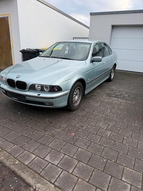 Gebraucht BMW 528 Sport Line 192 PS (141 kW) 1998 Limousine