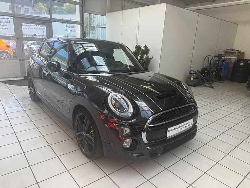 Gebraucht Mini Cooper S 192 PS (141 kW) 2015 Schwarz Kleinwagen