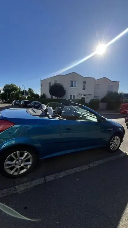 Gebraucht Opel Tigra Sport 125 PS (91 kW) 2006 Blau Cabrio