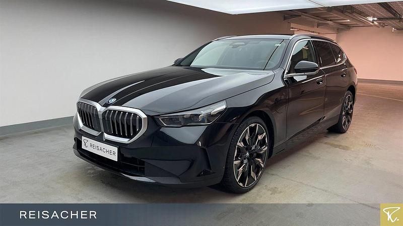 Neu BMW 550e 489 PS (359 kW) 2025 Schwarz Kombi