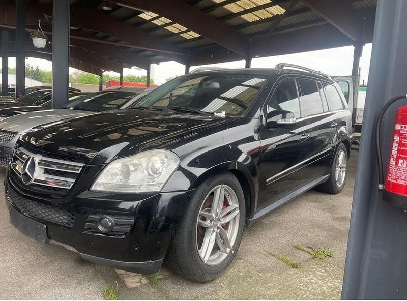 Gebraucht Mercedes GL320 224 PS (164 kW) 2008 Schwarz SUV