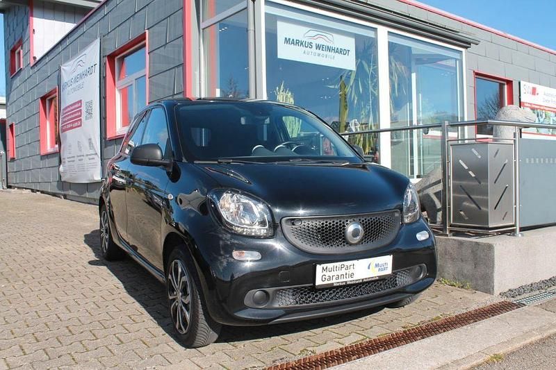 Schwarz Gebraucht 2017 Smart ForFour Pure Kleinwagen | 8.610 € (Etwas zu teuer) - Bild 1/4