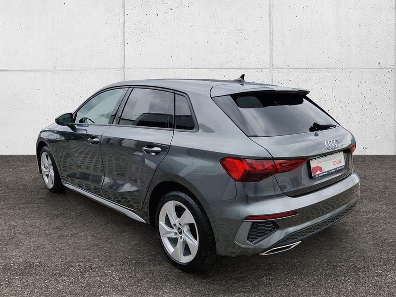Gebraucht Audi A3 S-Line 150 PS (110 kW) 2023 Daytonagrau perleffekt (metallic) Limousine