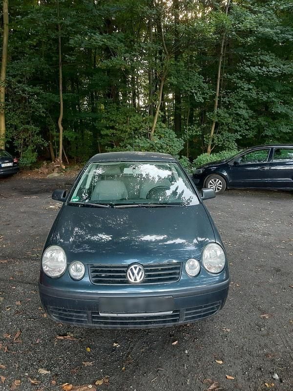 Grau Gebraucht 2003 VW Polo Kleinwagen | 1.750 € - Bild 1/4