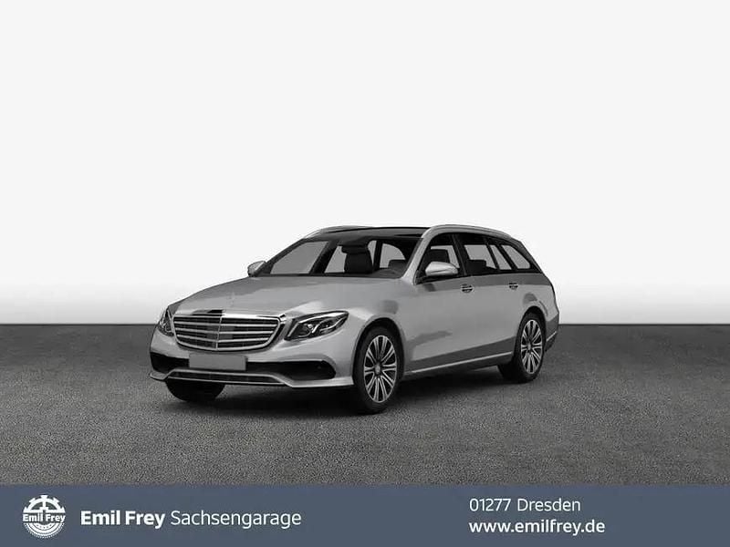 Silber Gebraucht 2021 Mercedes E220 Avantgarde Kombi | 34.940 € (Fairer Preis) - Bild 1/4