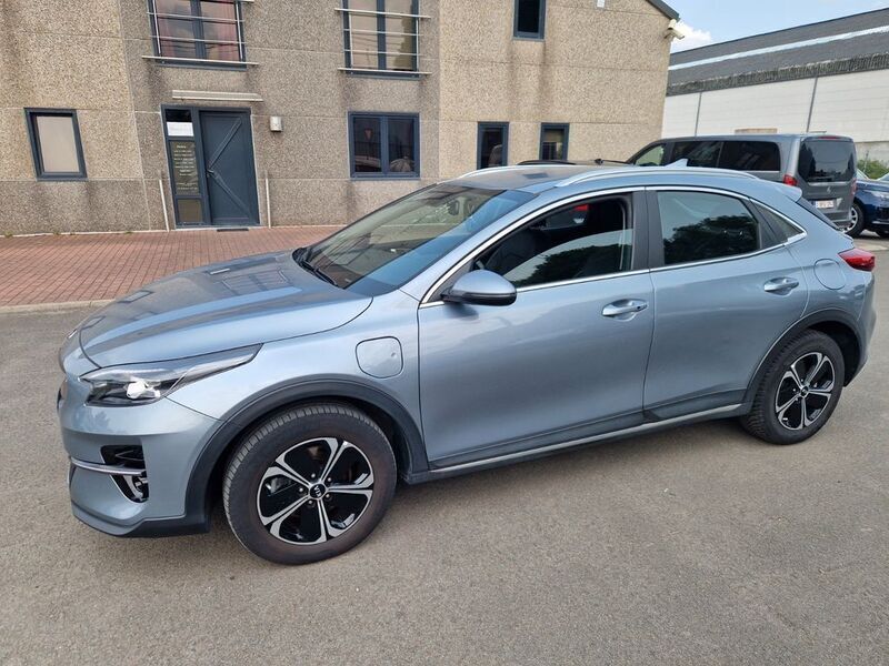 Grau Gebraucht 2021 Kia XCeed SUV | 15.125 € (Superpreis) - Bild 1/4