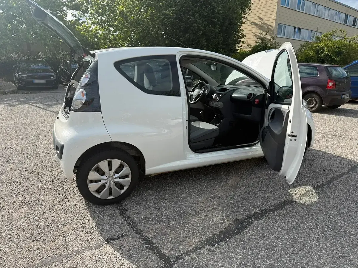Gebraucht Citroën C1 68 PS (50 kW) 2010 Weiß Kleinwagen