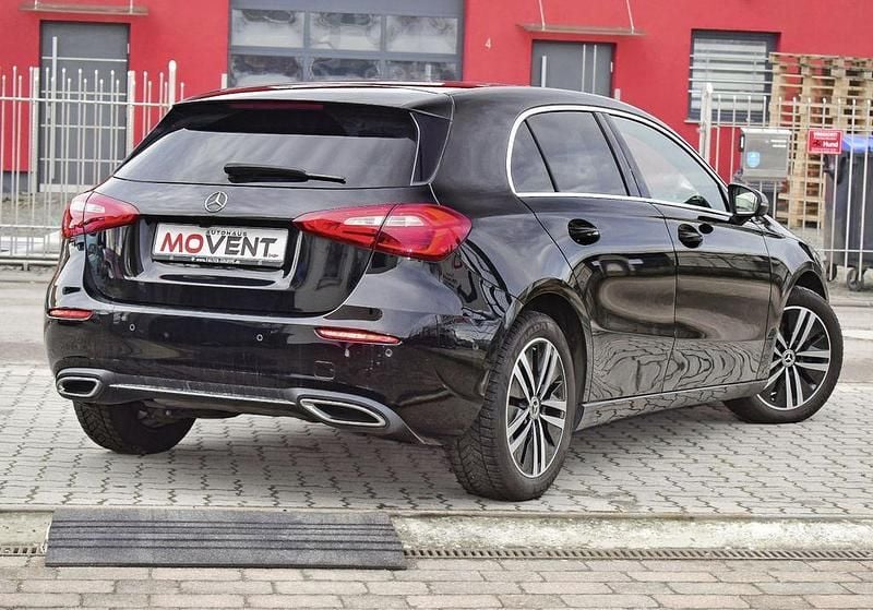Gebraucht Mercedes A180 Progressive 136 PS (100 kW) 2021 Schwarz Limousine