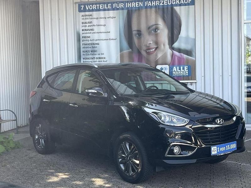 Schwarz Gebraucht 2015 Hyundai ix35 Style SUV | 11.677 € (Fairer Preis) - Bild 1/4