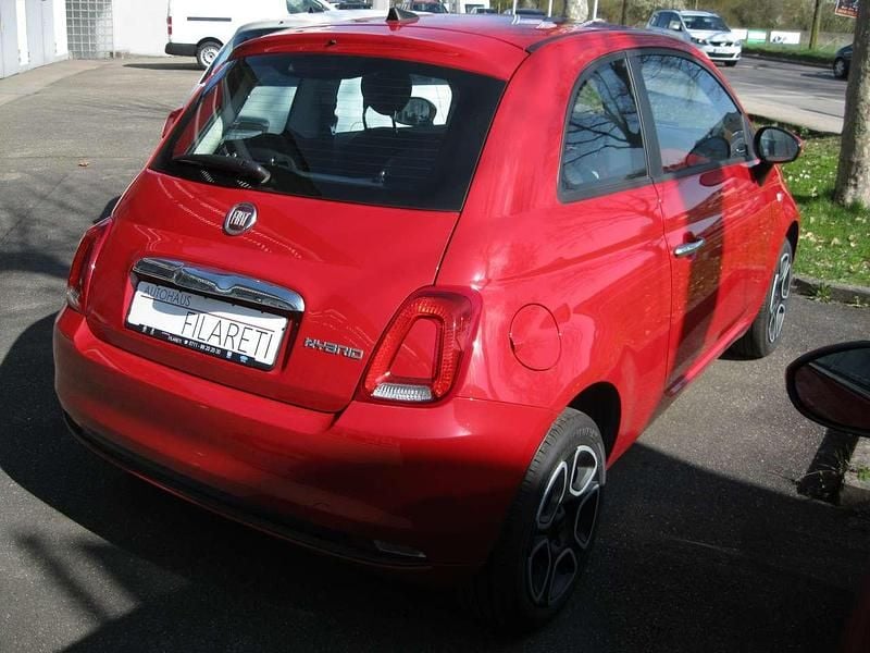 Gebraucht Fiat 500 Basis 69 PS (50 kW) 2023 Passione rot Kleinwagen