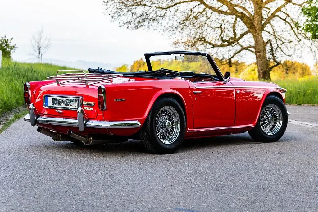 Gebraucht Triumph TR 250 103 PS (75 kW) 1968 Rot Cabrio