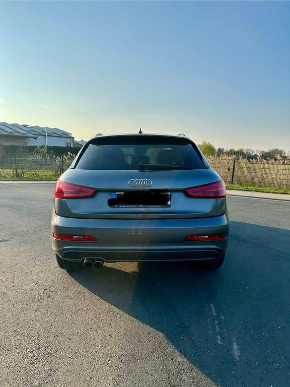 Gebraucht Audi Q3 Sport 177 PS (130 kW) 2012 Grau SUV