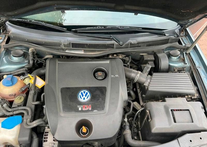 Gebraucht VW Bora 100 PS (73 kW) 2002 Grün Limousine