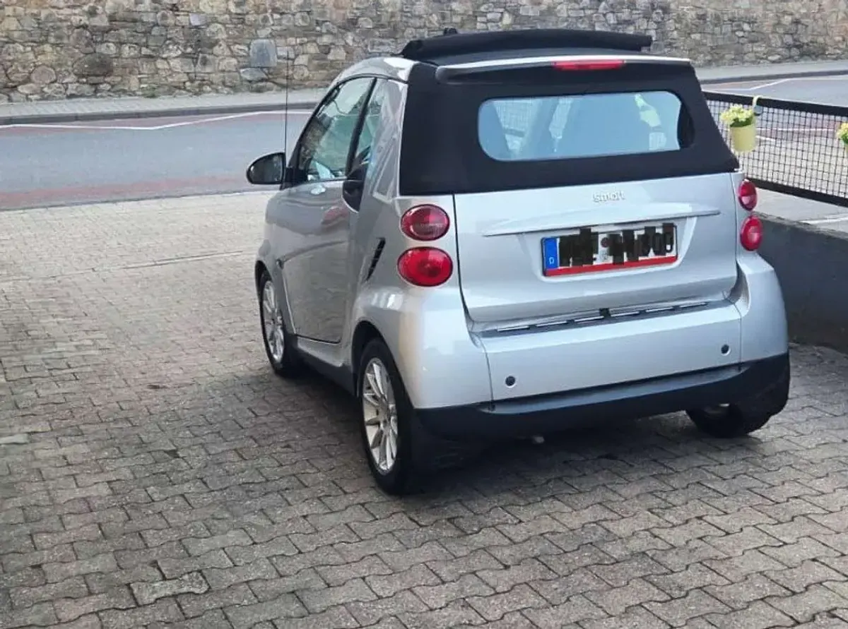 Używany Smart ForTwo Cabrio 54 KM (39 kW) 2010 Srebrny Kabriolet