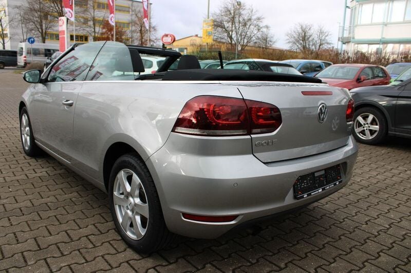 Gebraucht VW Golf Cabriolet 105 PS (77 kW) 2012 Grau Cabrio