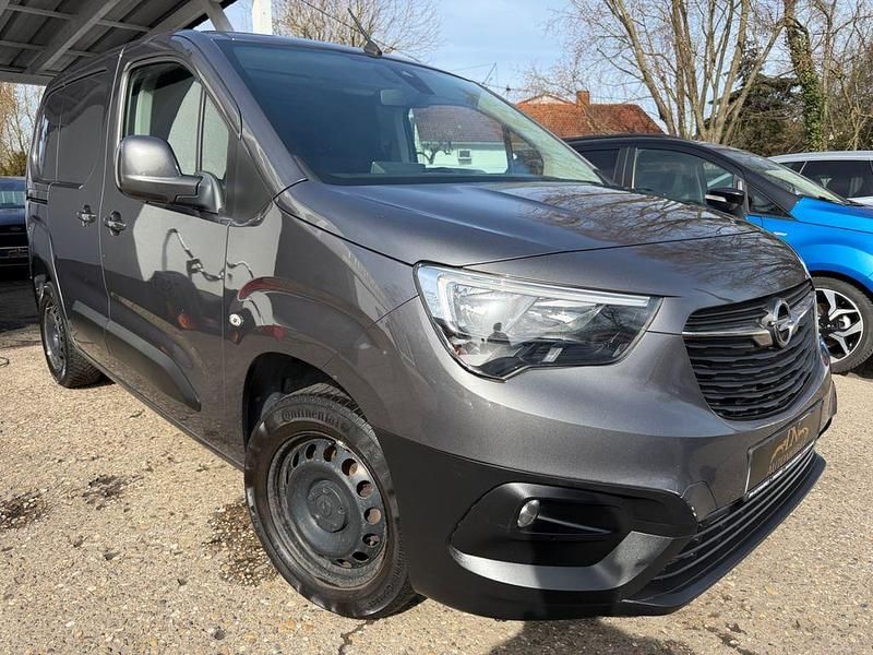 Gebraucht Opel Combo Edition 131 PS (96 kW) 2019 Grau Van / Kleinbus