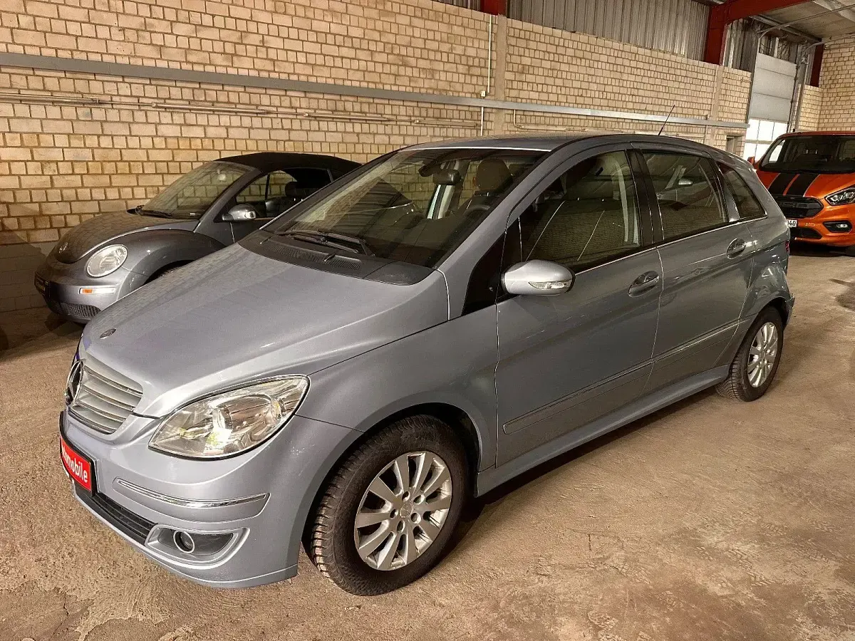 Gebraucht Mercedes B150 95 PS (69 kW) 2007 Blau Van / Kleinbus