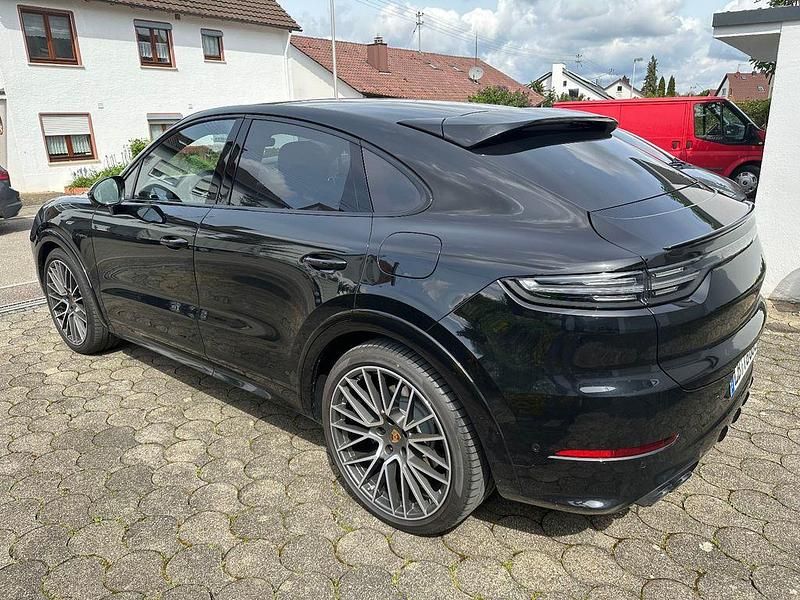 Gebraucht Porsche Cayenne 470 PS (345 kW) 2023 SUV