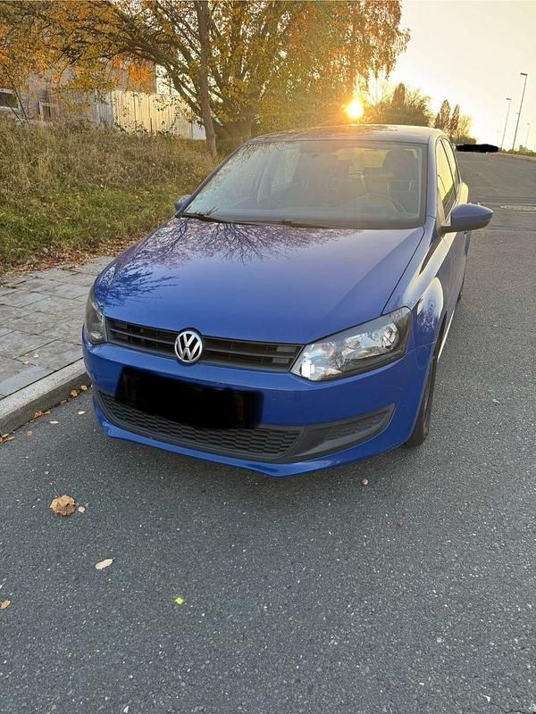 Blau Gebraucht 2010 VW Polo Kleinwagen | 3.850 € (Fairer Preis) - Bild 1/4