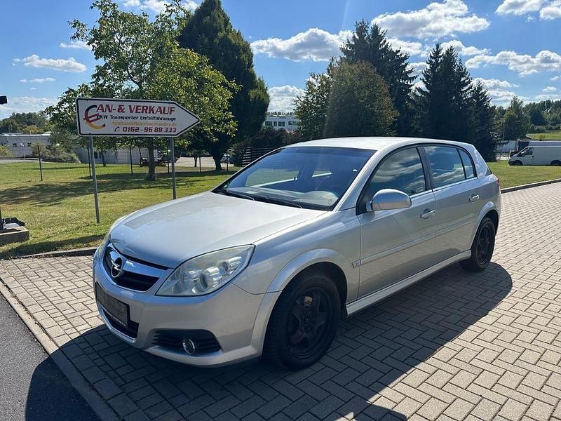 Silber Gebraucht 2007 Opel Signum Edition Kombi | 3.800 € - Bild 1/4