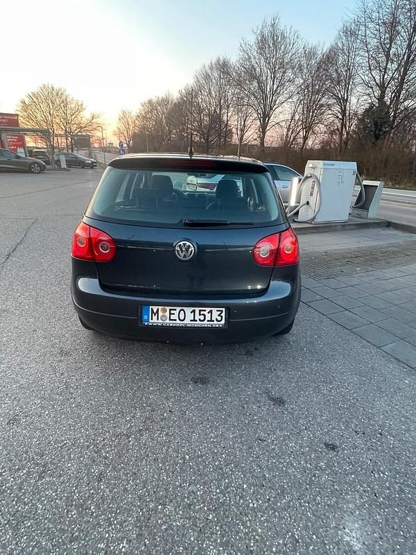 Gebraucht VW Golf V 75 PS (55 kW) 2006 Blau Kleinwagen