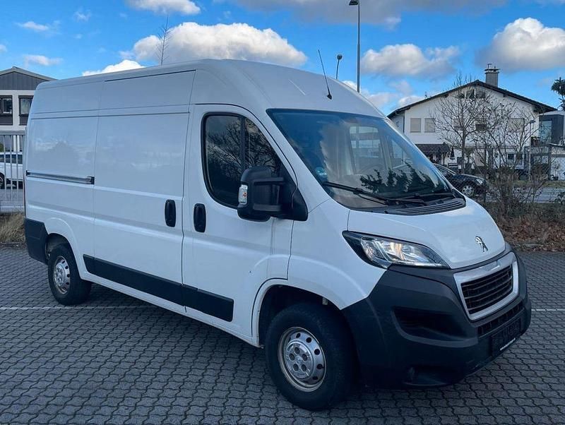Weiß Gebraucht 2020 Peugeot Boxer Van | 21.980 € (Teuer) - Bild 1/4