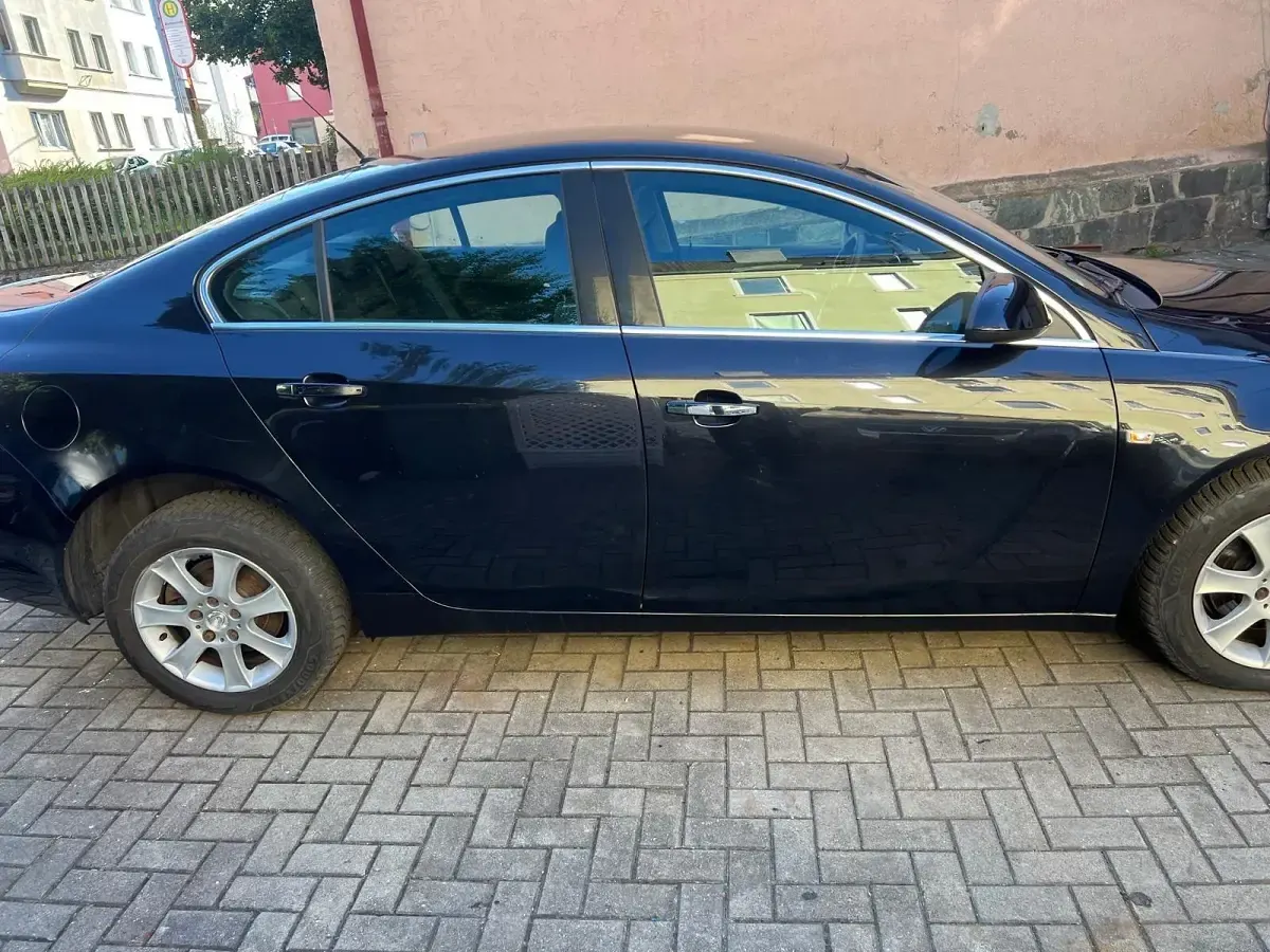 Gebraucht Opel Insignia 140 PS (102 kW) 2009 Limousine