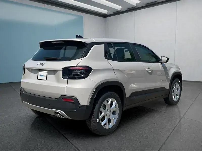 Neu Jeep Avenger 101 PS (74 kW) 2025 Grau SUV