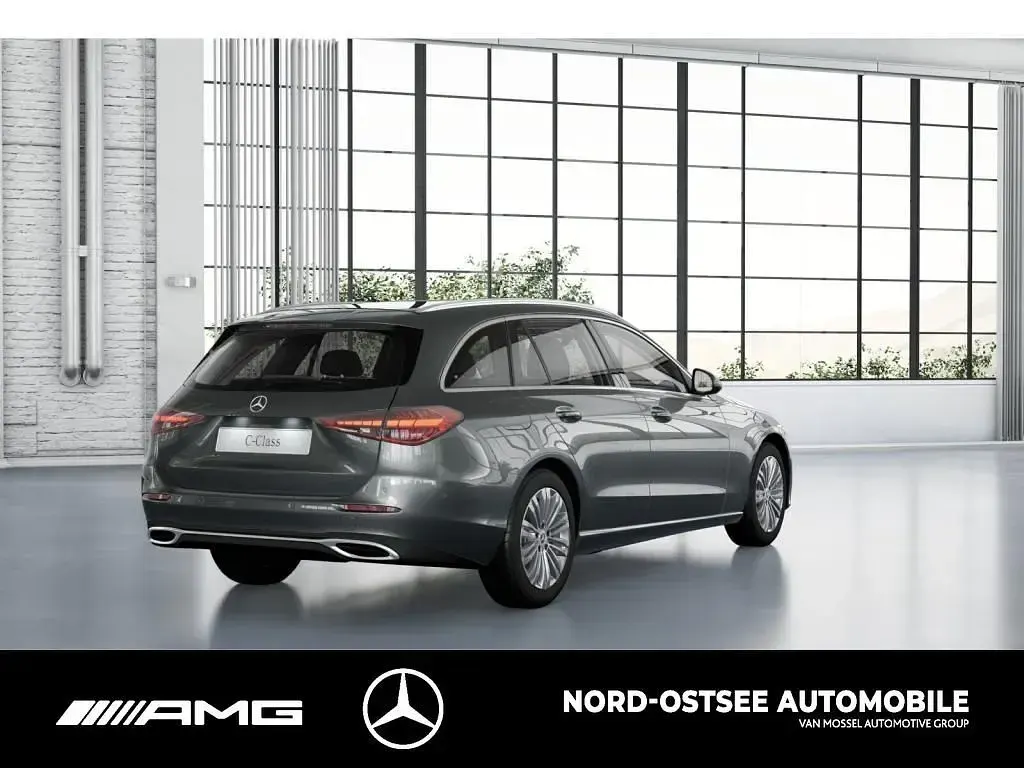 Gebraucht Mercedes C220 197 PS (144 kW) 2024 Grau Kombi