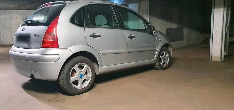 Second-hand Citroën C3 44 CP (32 kW) 2005 Argintiu Hatchback