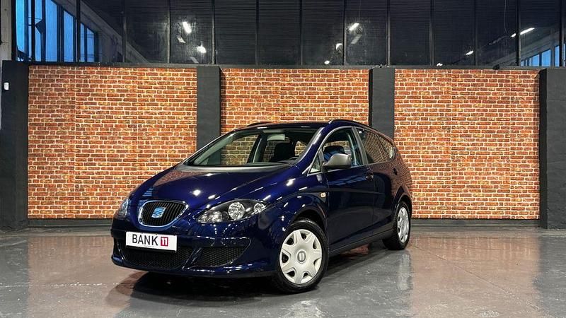 Blau Gebraucht 2008 Seat Altea Comfort Van / Kleinbus | 5.450 € (Etwas zu teuer) - Bild 1/4