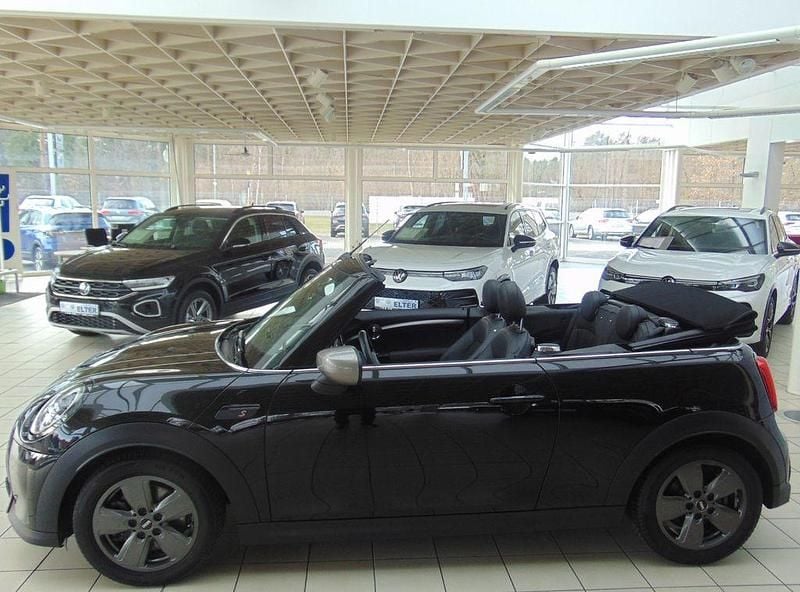 Gebraucht Mini Cooper S Cabriolet 178 PS (130 kW) 2023 Schwarz Cabrio