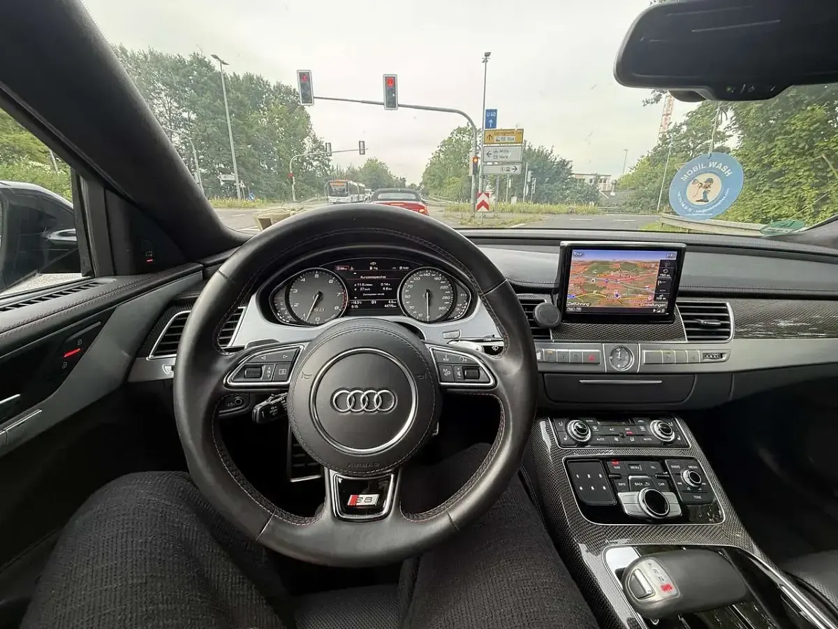 Gebraucht Audi S8 plus 605 PS (444 kW) 2017 Schwarz Limousine