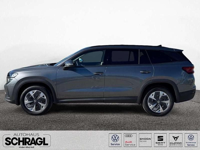 Neu Skoda Kodiaq Selection 204 PS (150 kW) 2025 Graphitegrau metallic SUV