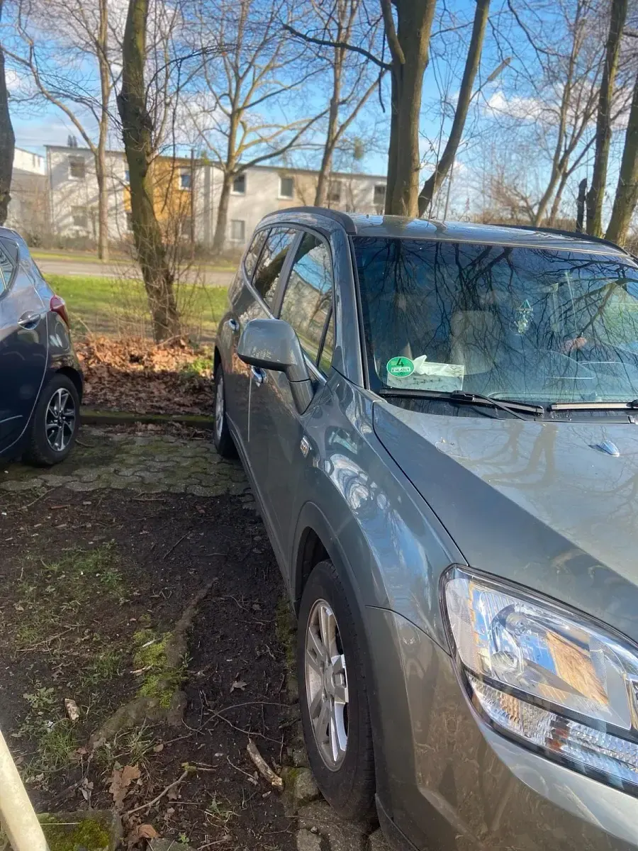 Gebraucht Chevrolet Orlando 160 PS (117 kW) 2012 Van / Kleinbus