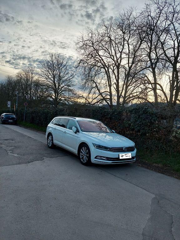 Gebraucht VW Passat Highline 190 PS (139 kW) 2016 Weiß Limousine