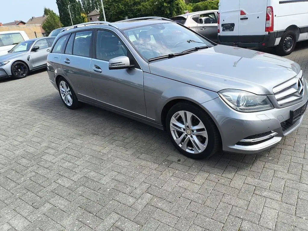 Gebraucht Mercedes C220 170 PS (125 kW) 2014 Silber Limousine