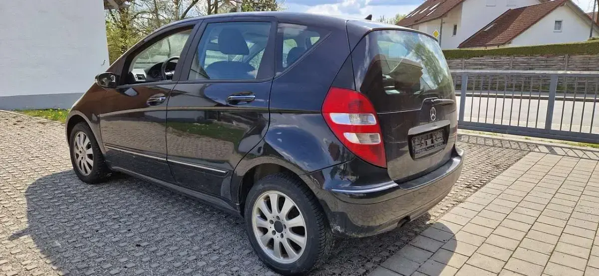 Gebraucht Mercedes A150 Classic 95 PS (69 kW) 2007 Schwarz Limousine